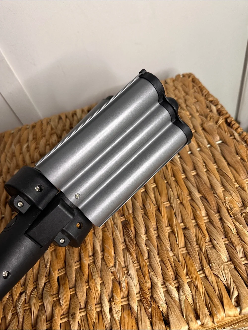 Revlon Black Triple Barrel Hair Waver